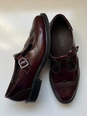 Dexter Vintage Wing Tip Mary Jane Loafers